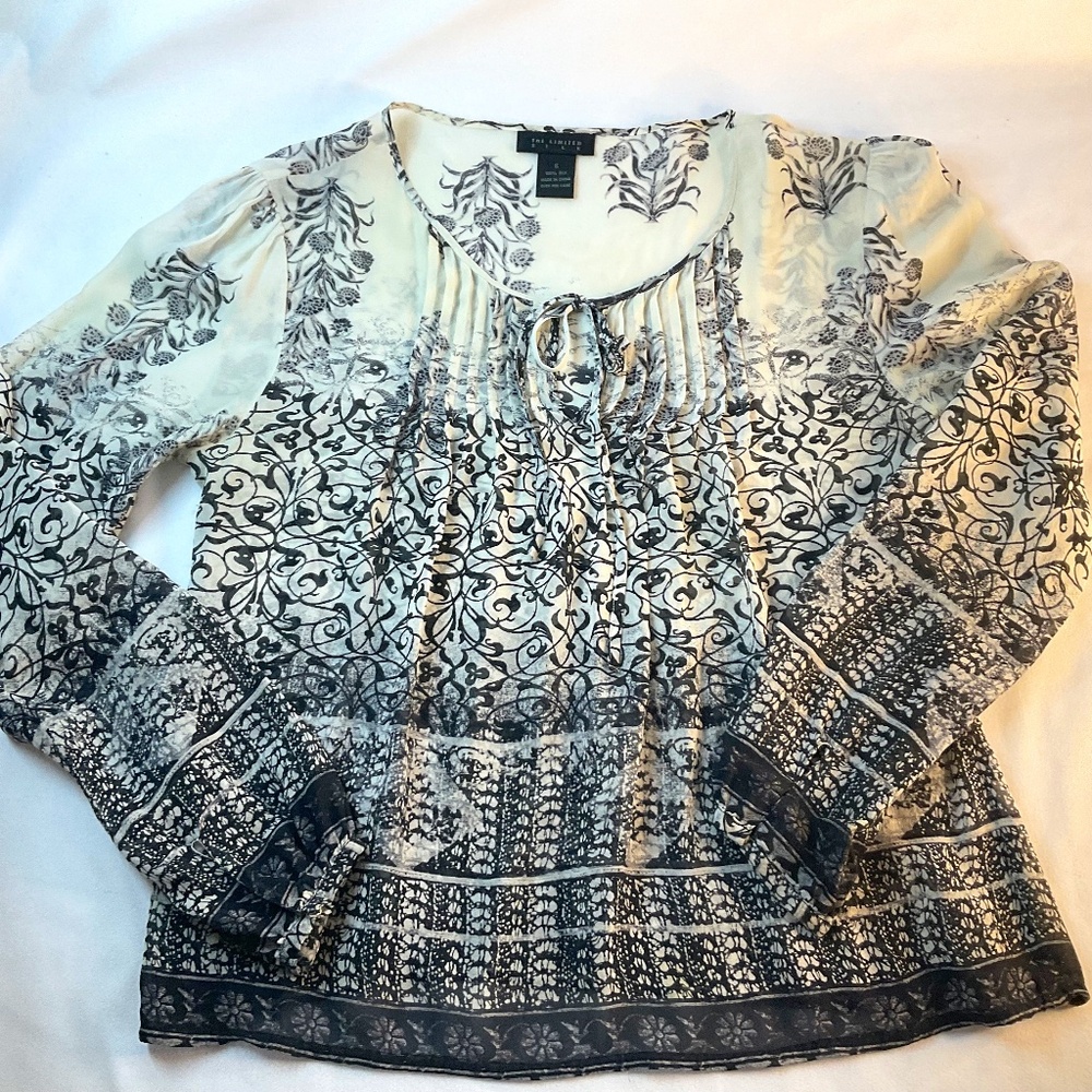 SALE‼️ LIMITED VINTAGE Y2K 100% SILK PIN TUCK BOHO BLOUSE BLACK/WHITE SMALL EUC